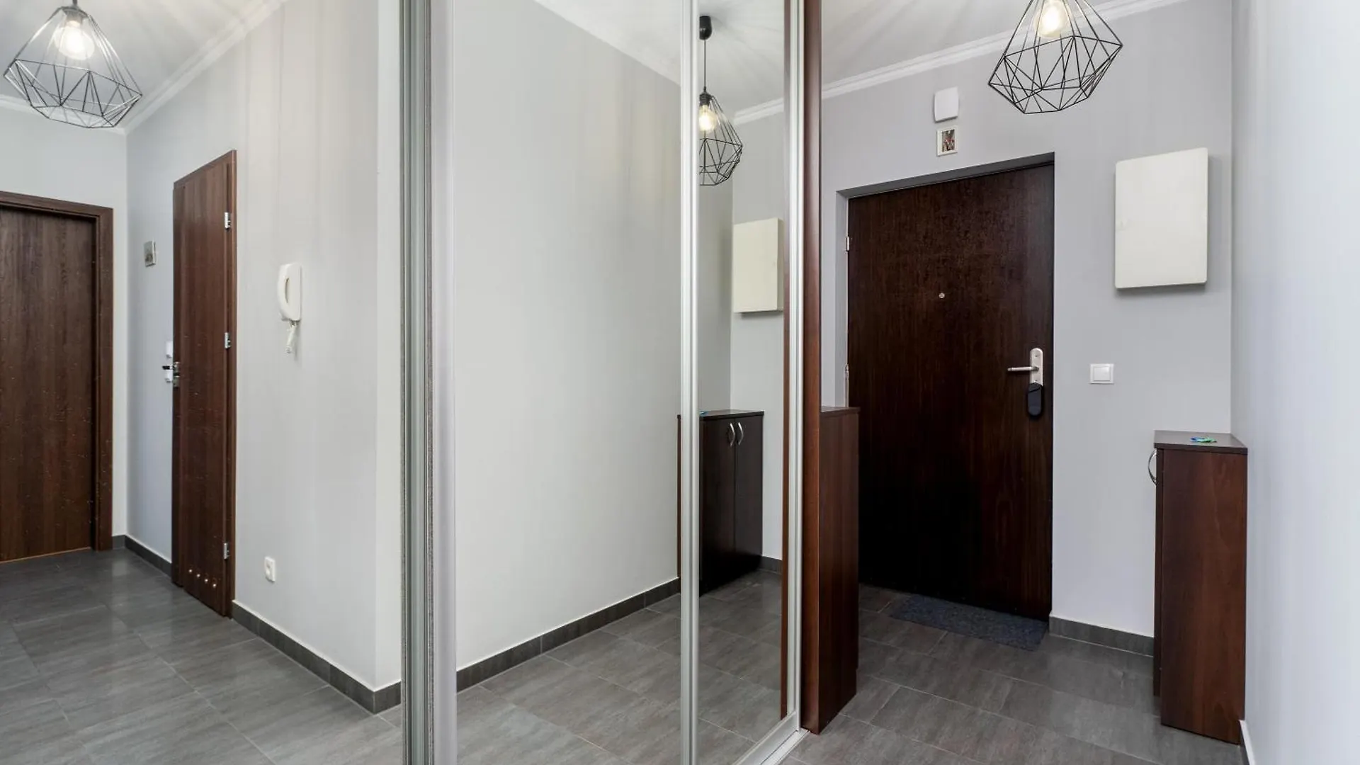 Przewoz Cosy Apartment With Terrace Krakow